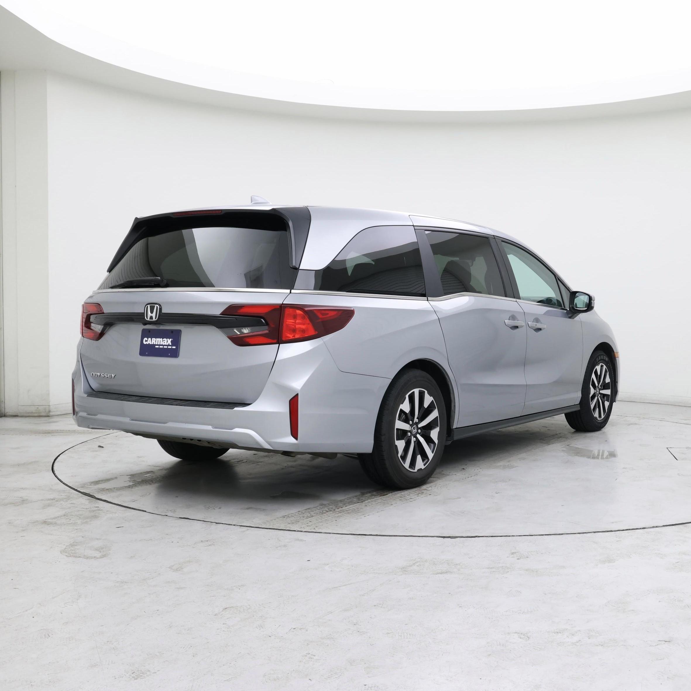 Thumbnail: 2025 Honda Odyssey - 8