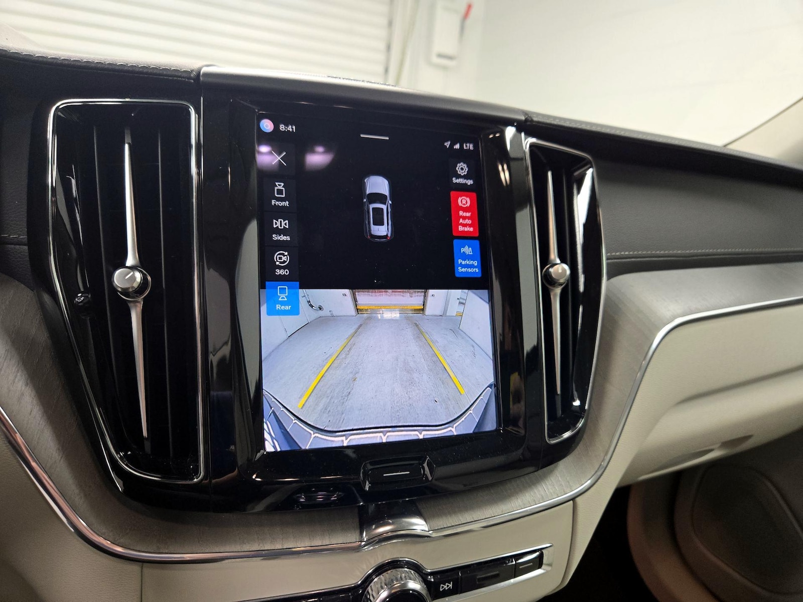 2023 Volvo XC60 Ultimate - Photo 15