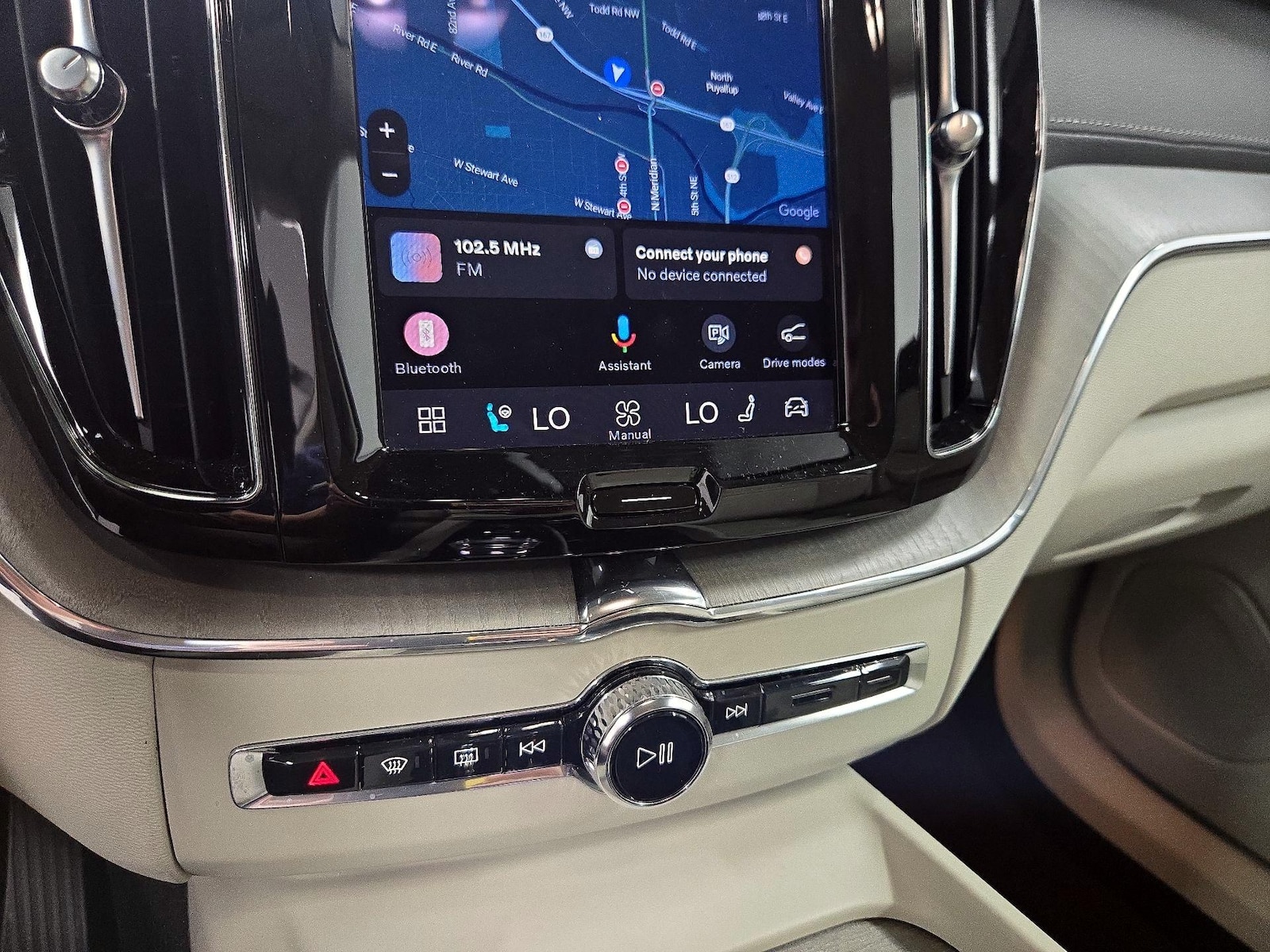 2023 Volvo XC60 Ultimate - Photo 17