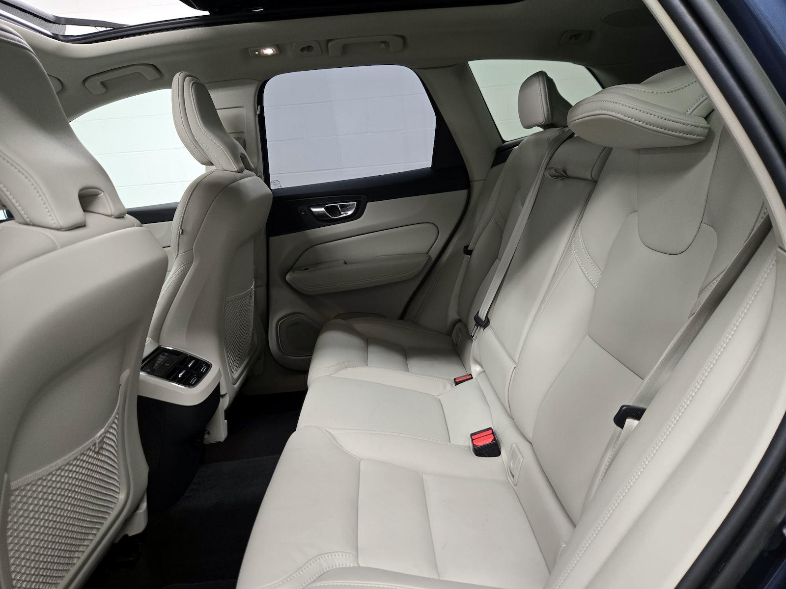 2023 Volvo XC60 Ultimate - Photo 21