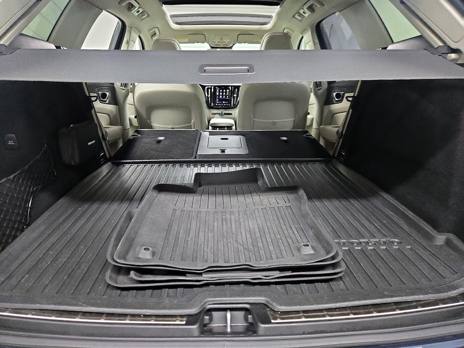 2023 Volvo XC60 Ultimate - Photo 23