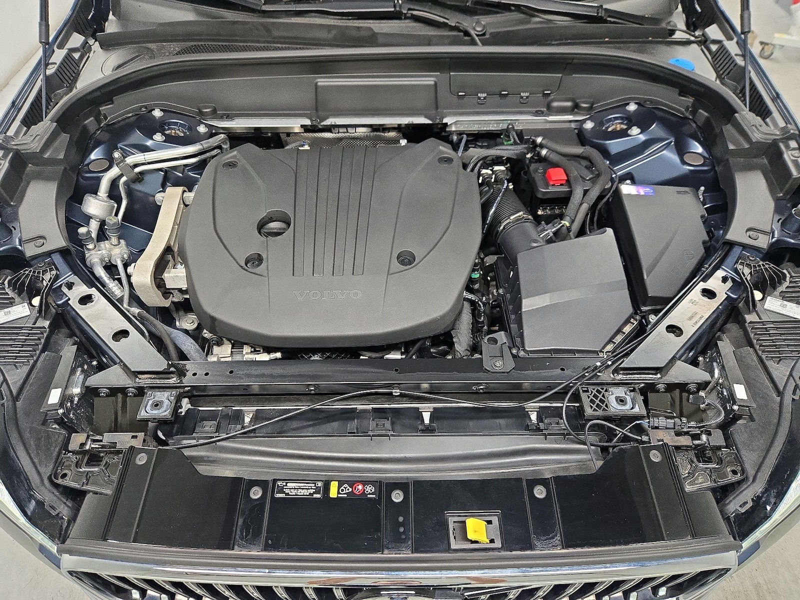 2023 Volvo XC60 Ultimate - Photo 24