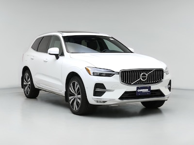 2023 Volvo XC60 B5 Plus Dark Theme
