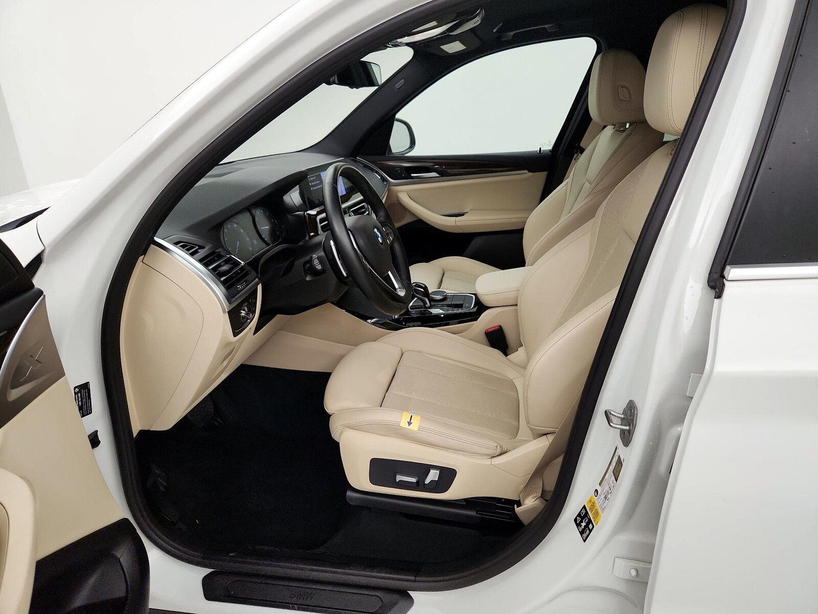 Power Seat(s) & Side Airbags