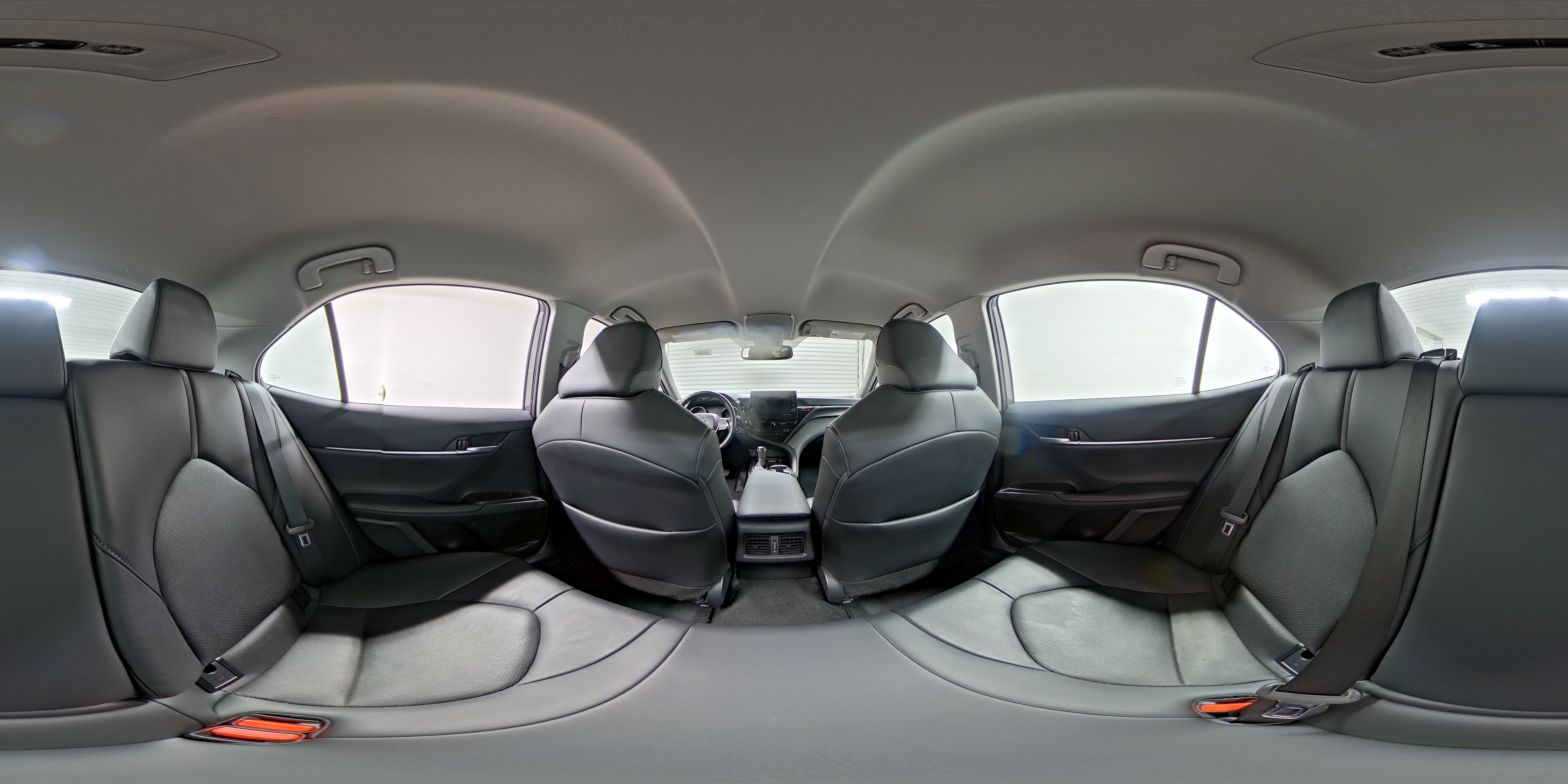 2024 Toyota Camry XLE - Photo 25