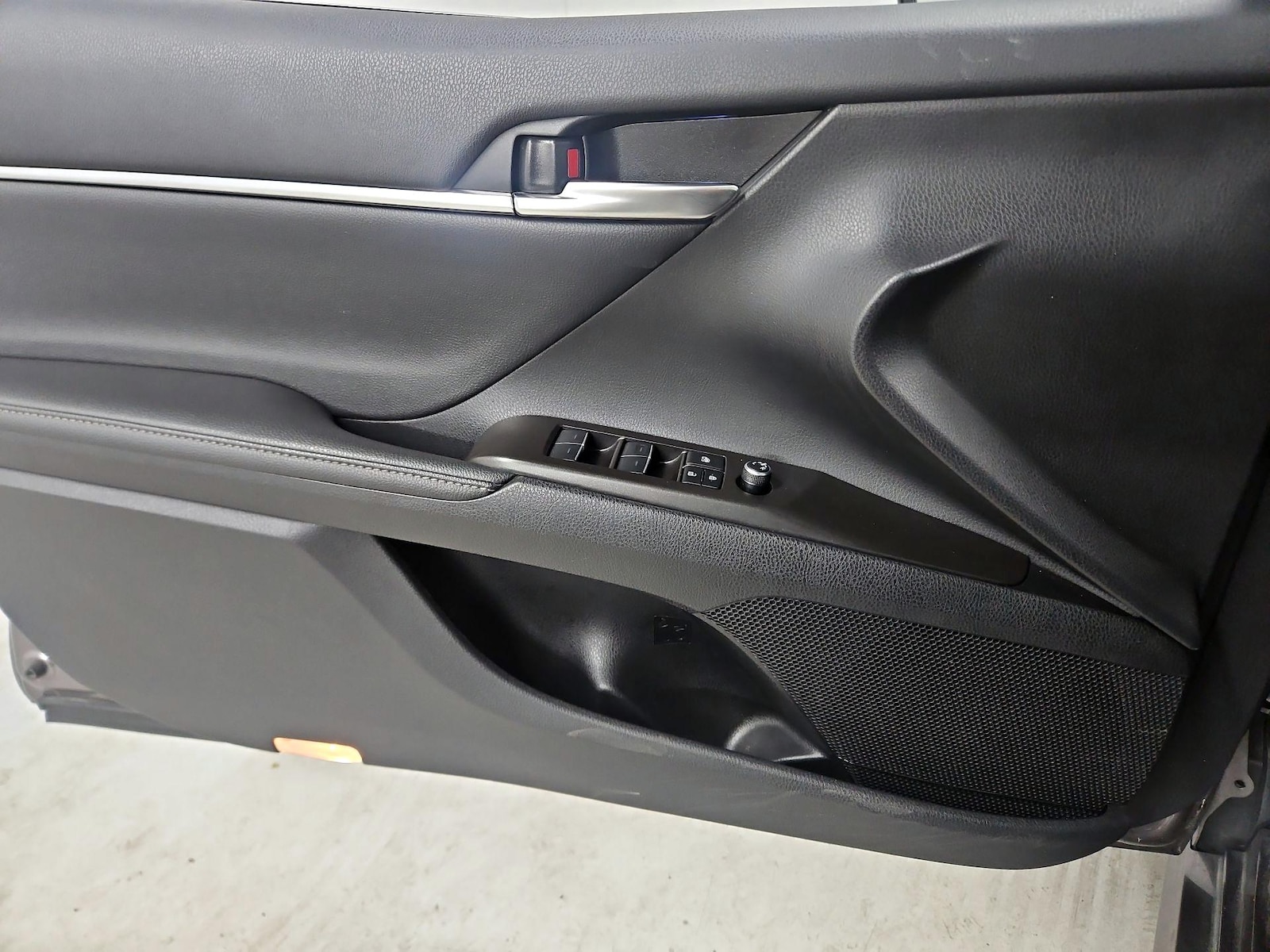 2024 Toyota Camry XLE - Photo 13