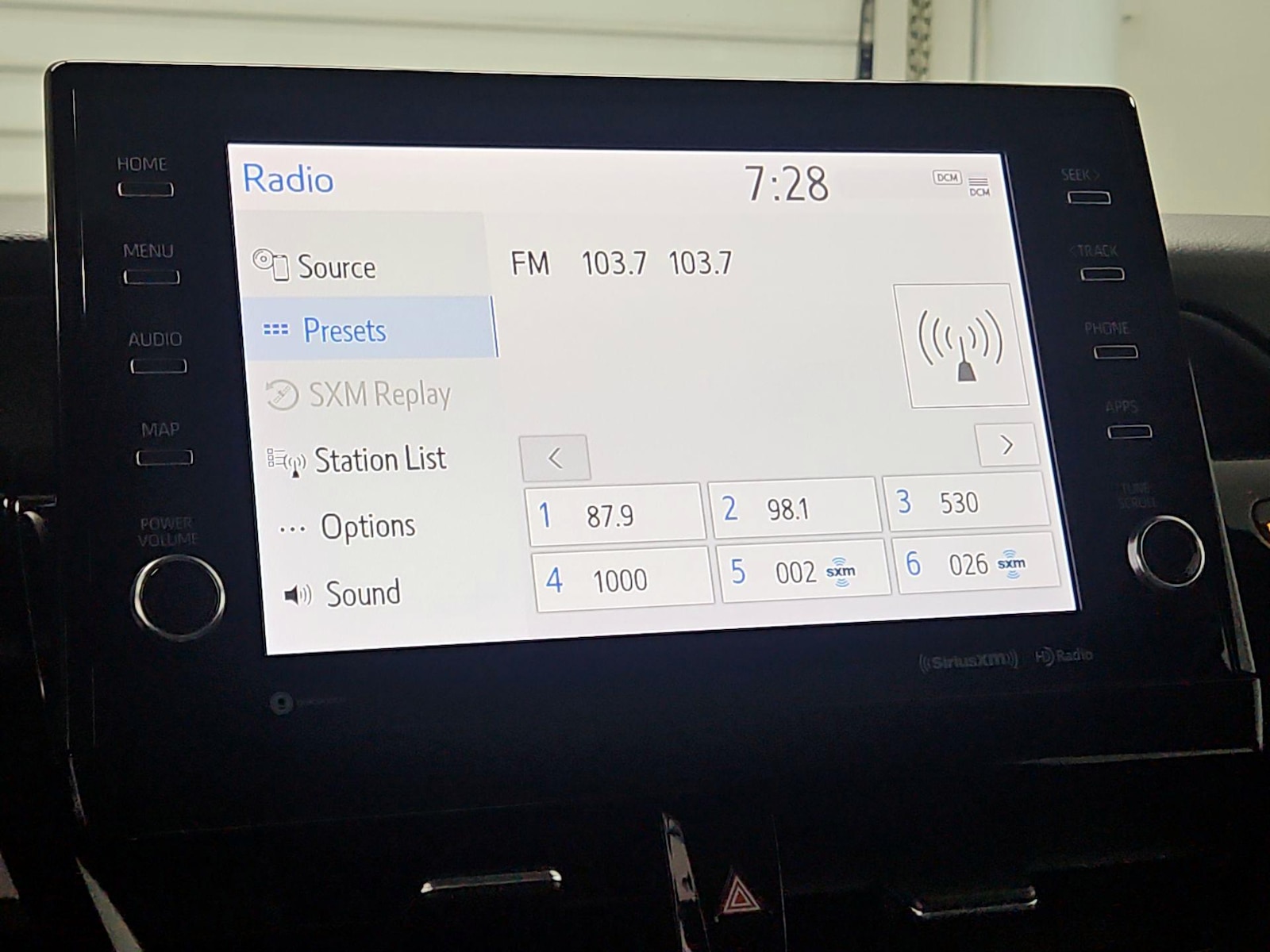 2024 Toyota Camry XLE - Photo 16