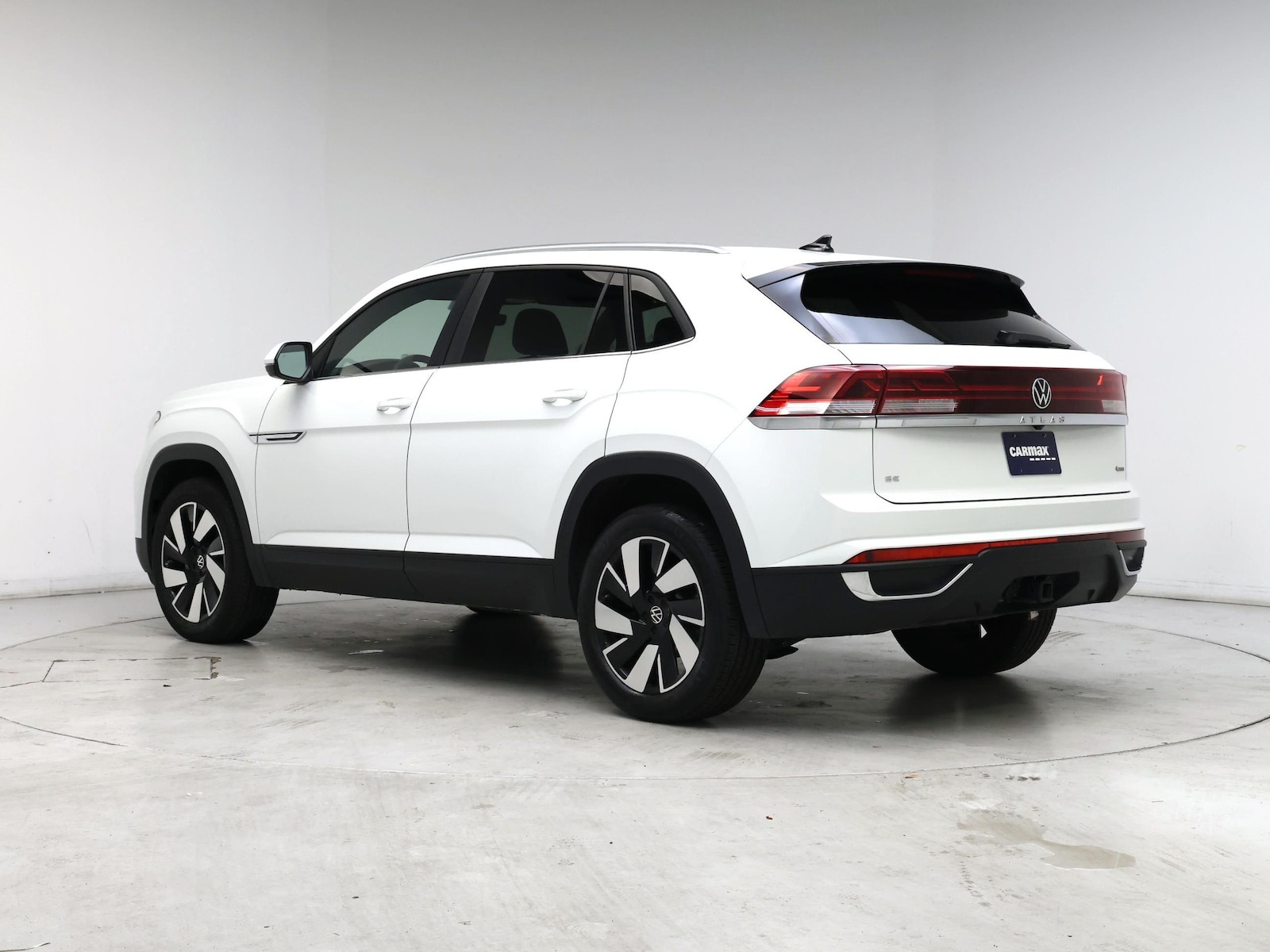2025 Volkswagen Atlas Cross Sport SE w/Tech - Photo 3