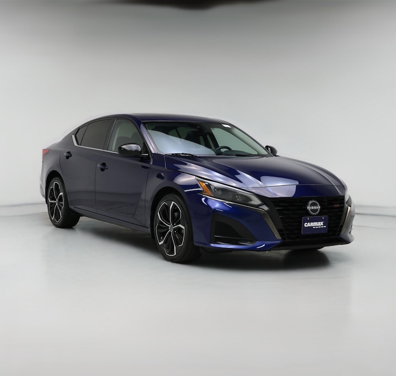 2023 Nissan Altima SR