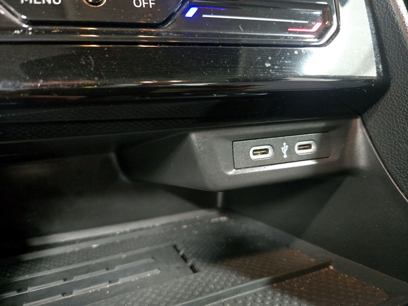 2025 Volkswagen Jetta SE - Photo 19
