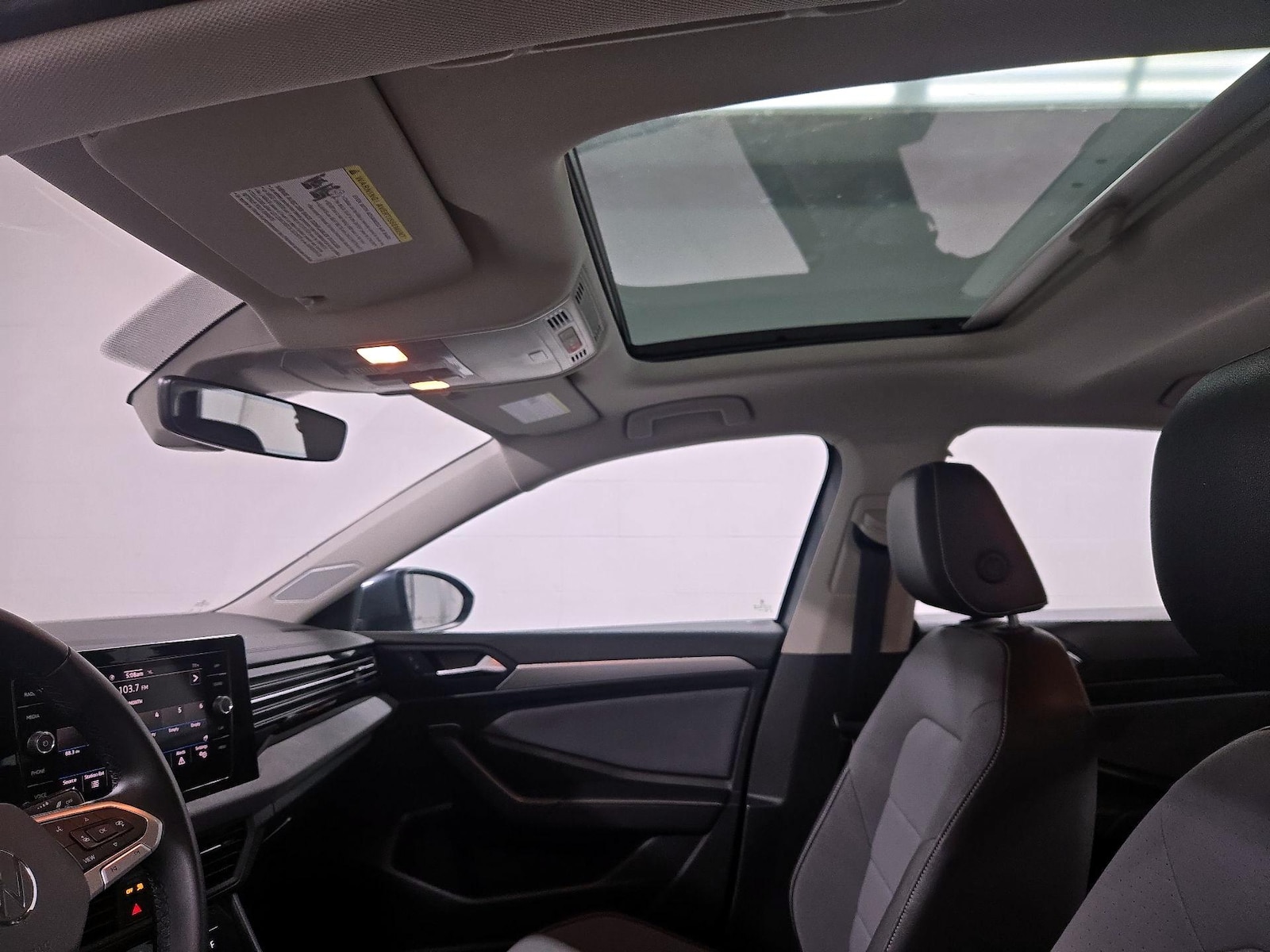 2025 Volkswagen Jetta SE - Photo 20