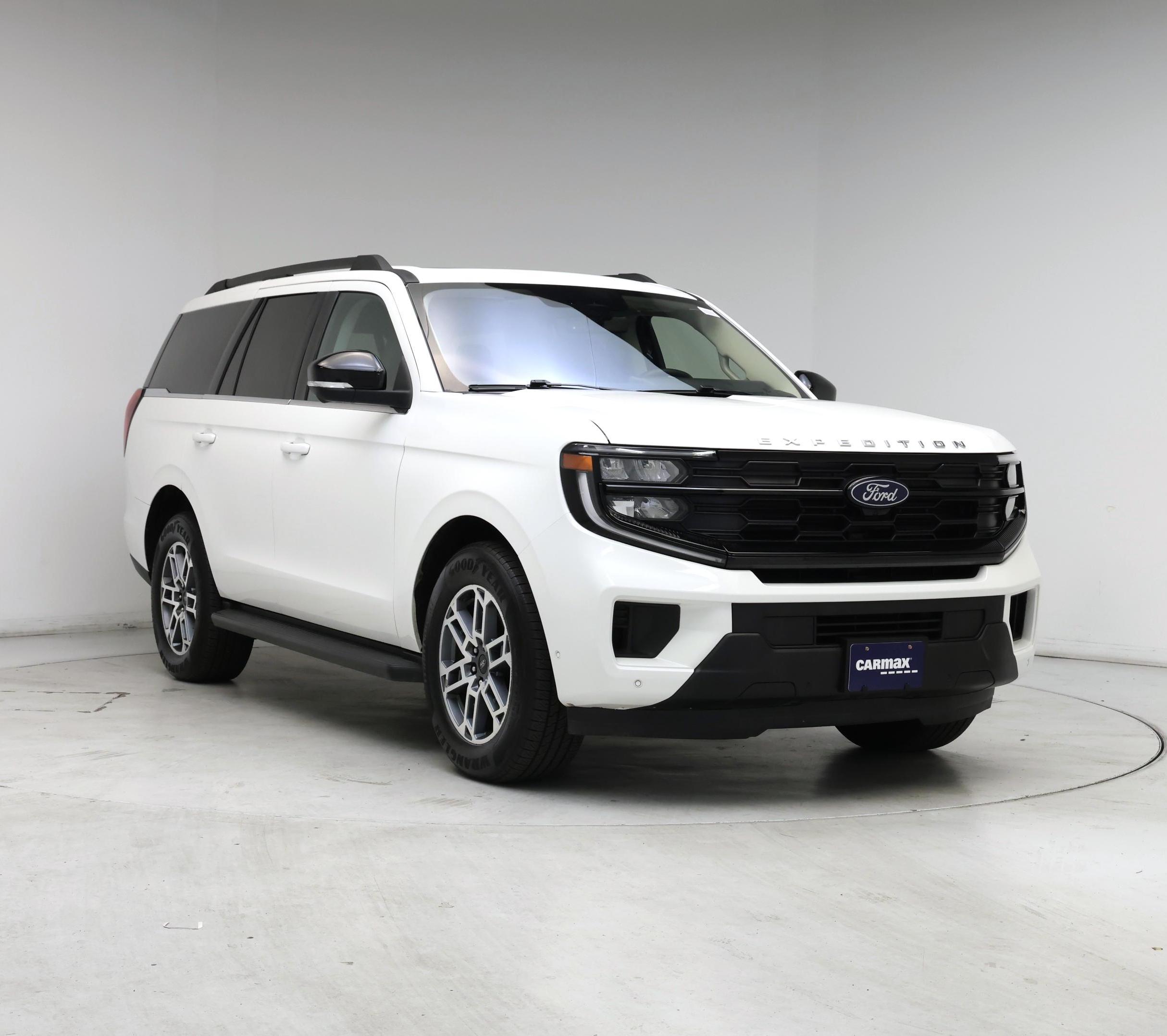 White 2025 Ford Expedition SUV / Crossover 4X2 Automatic