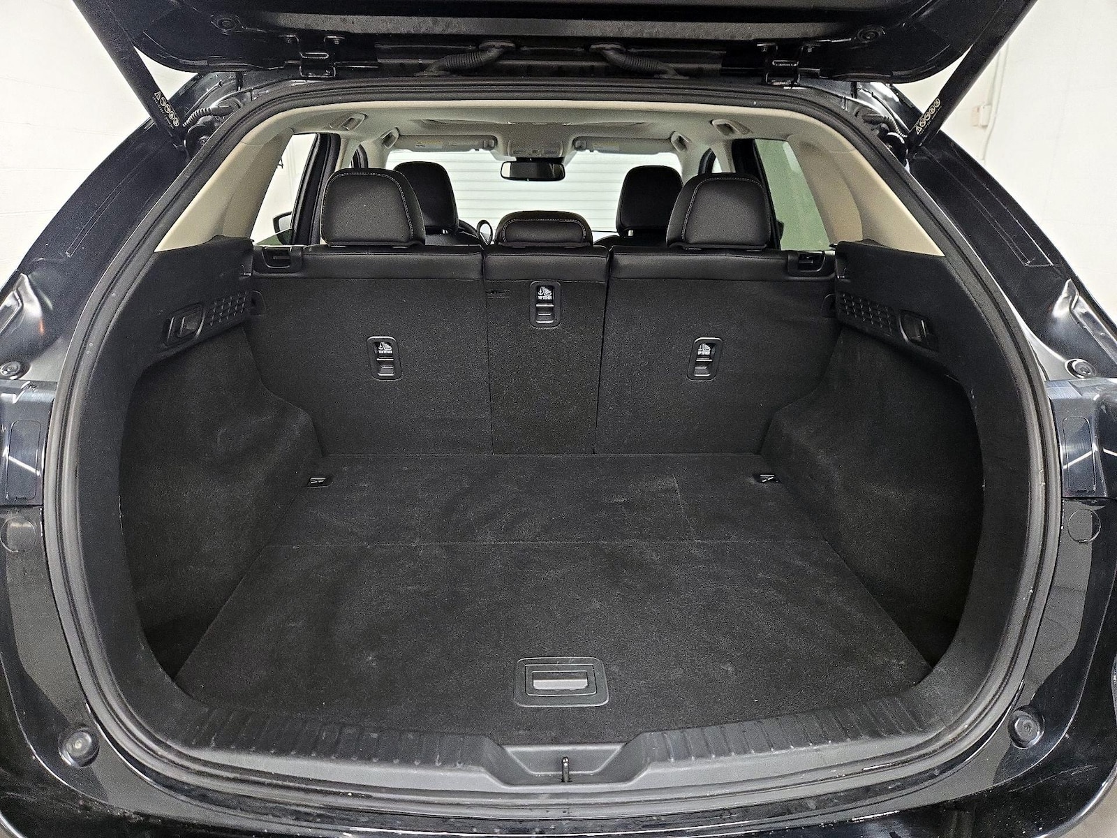 2025 Mazda CX-5 S Preferred package - Photo 23