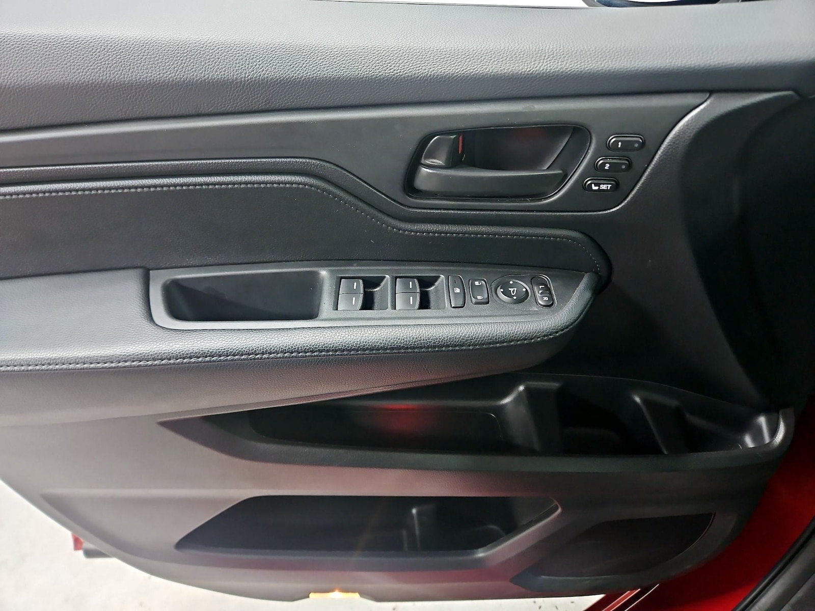 2025 Honda Odyssey Sport L - Photo 13