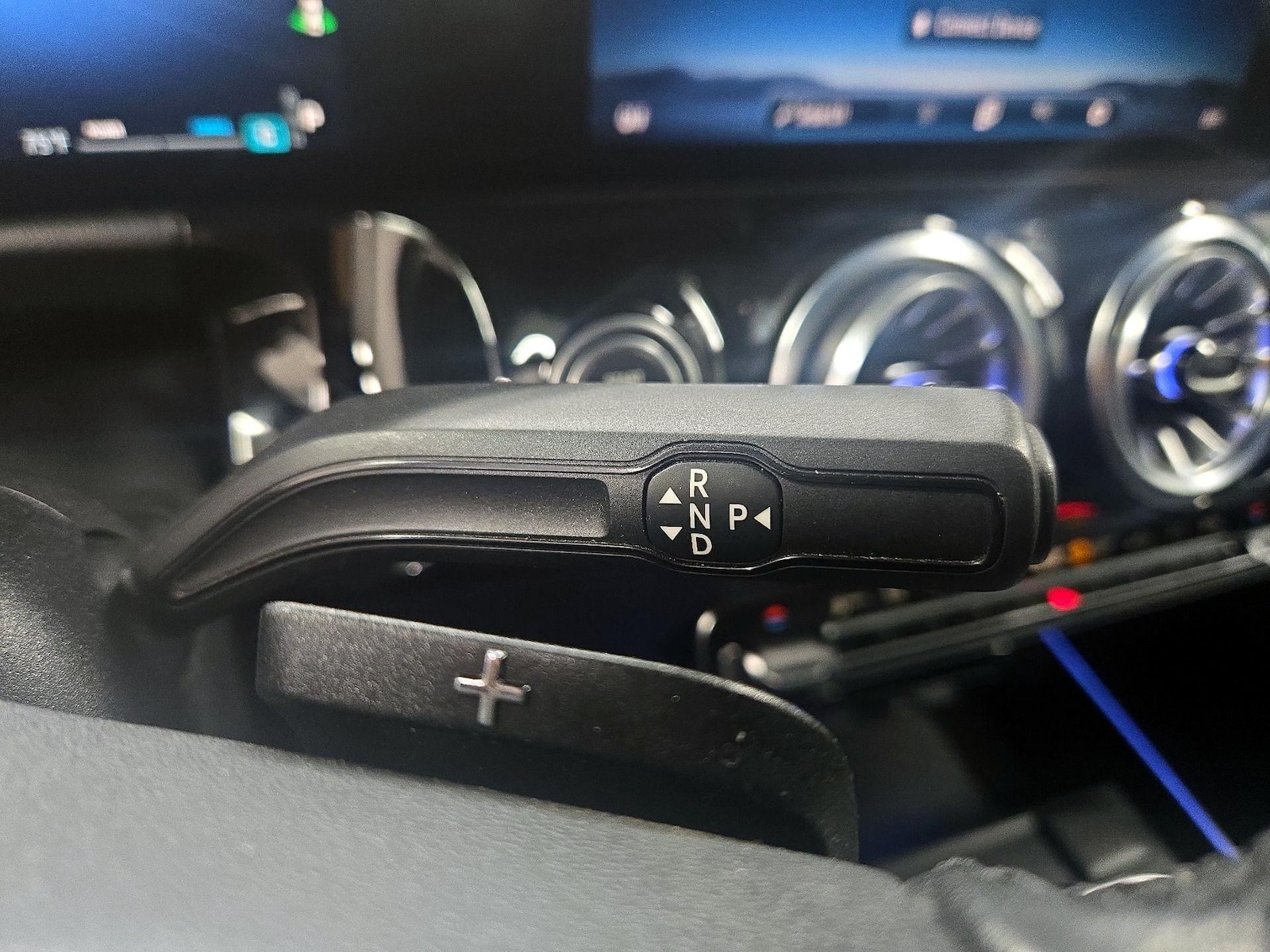 2025 Mercedes-Benz GLA GLA250 - Photo 18