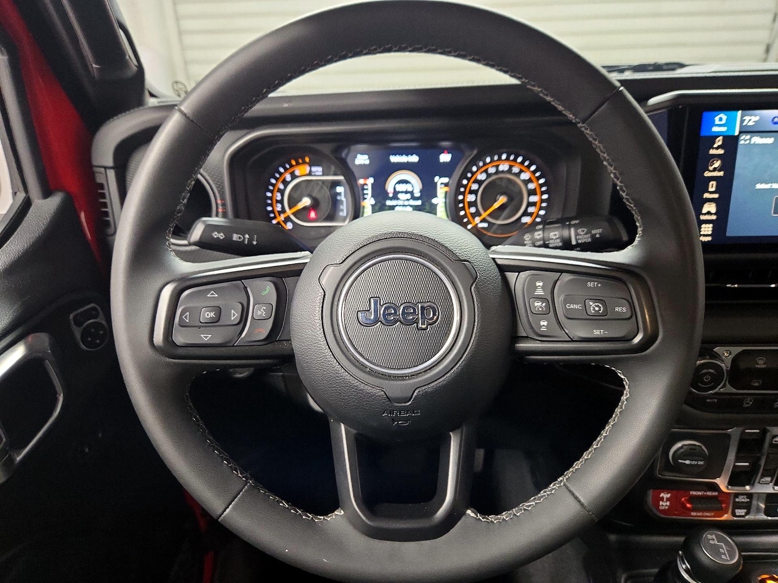 2025 Jeep Wrangler 4-Door Rubicon - Photo 11