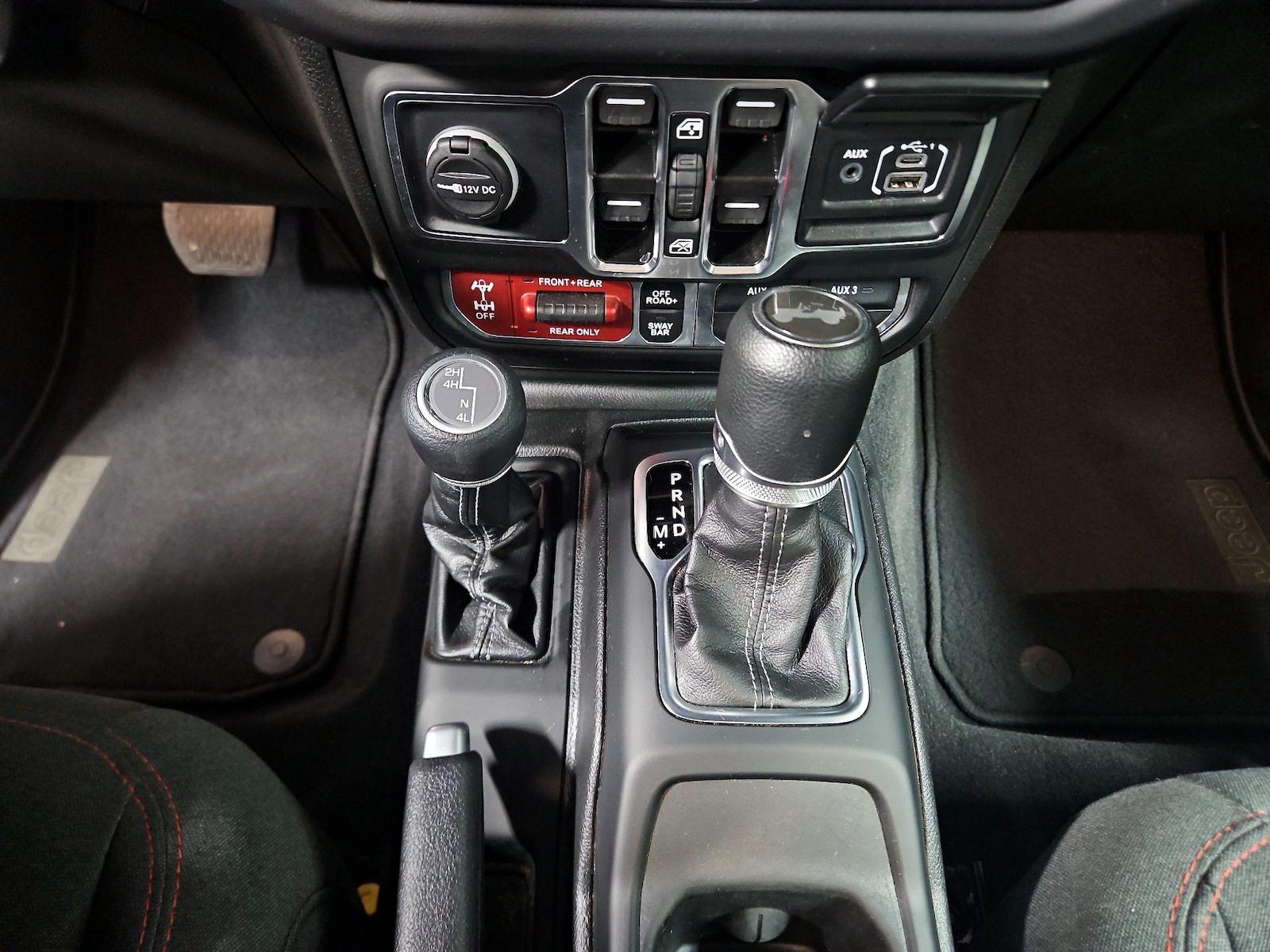 2025 Jeep Wrangler 4-Door Rubicon - Photo 18