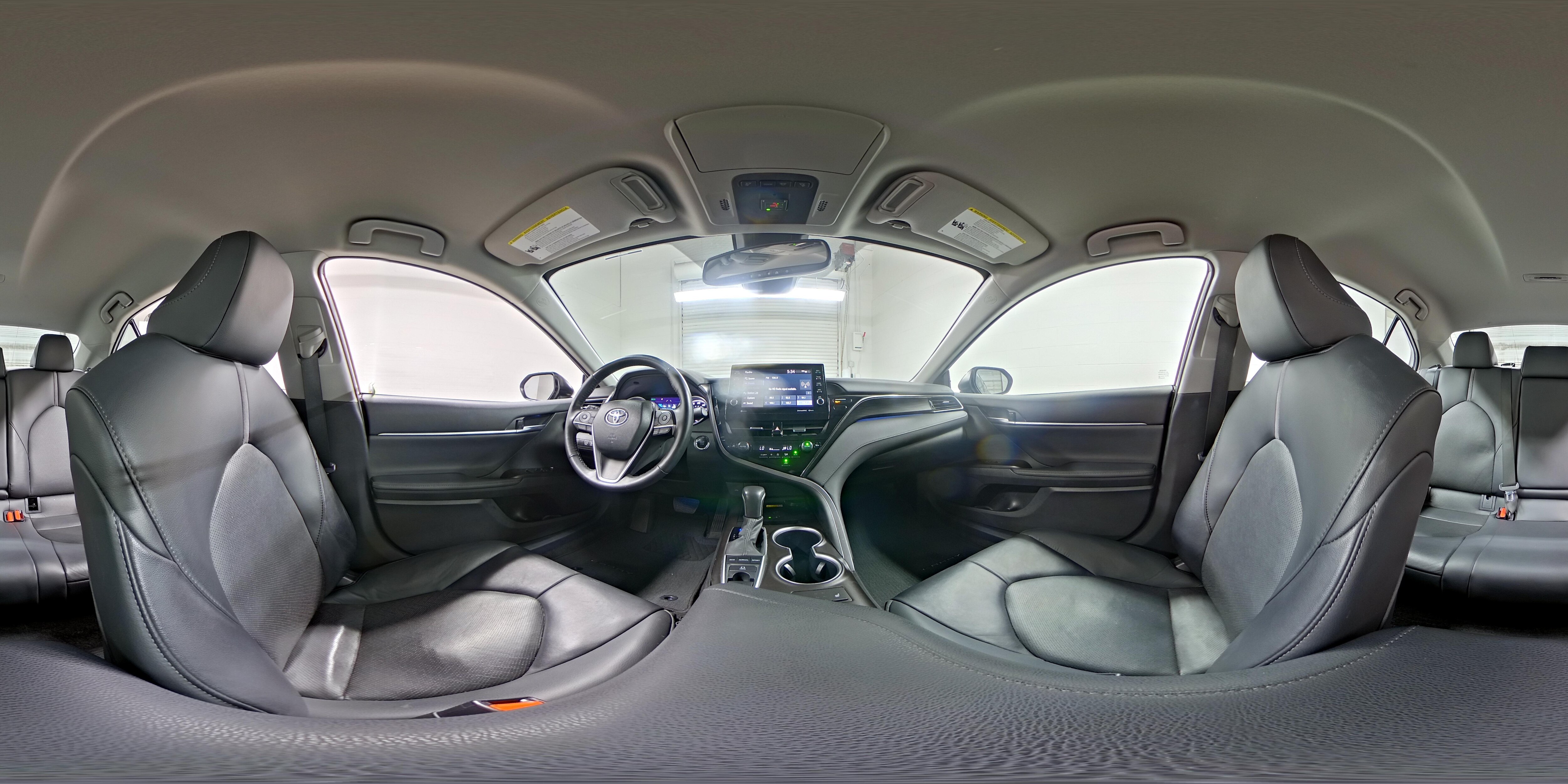 2024 Toyota Camry XLE - Photo 24