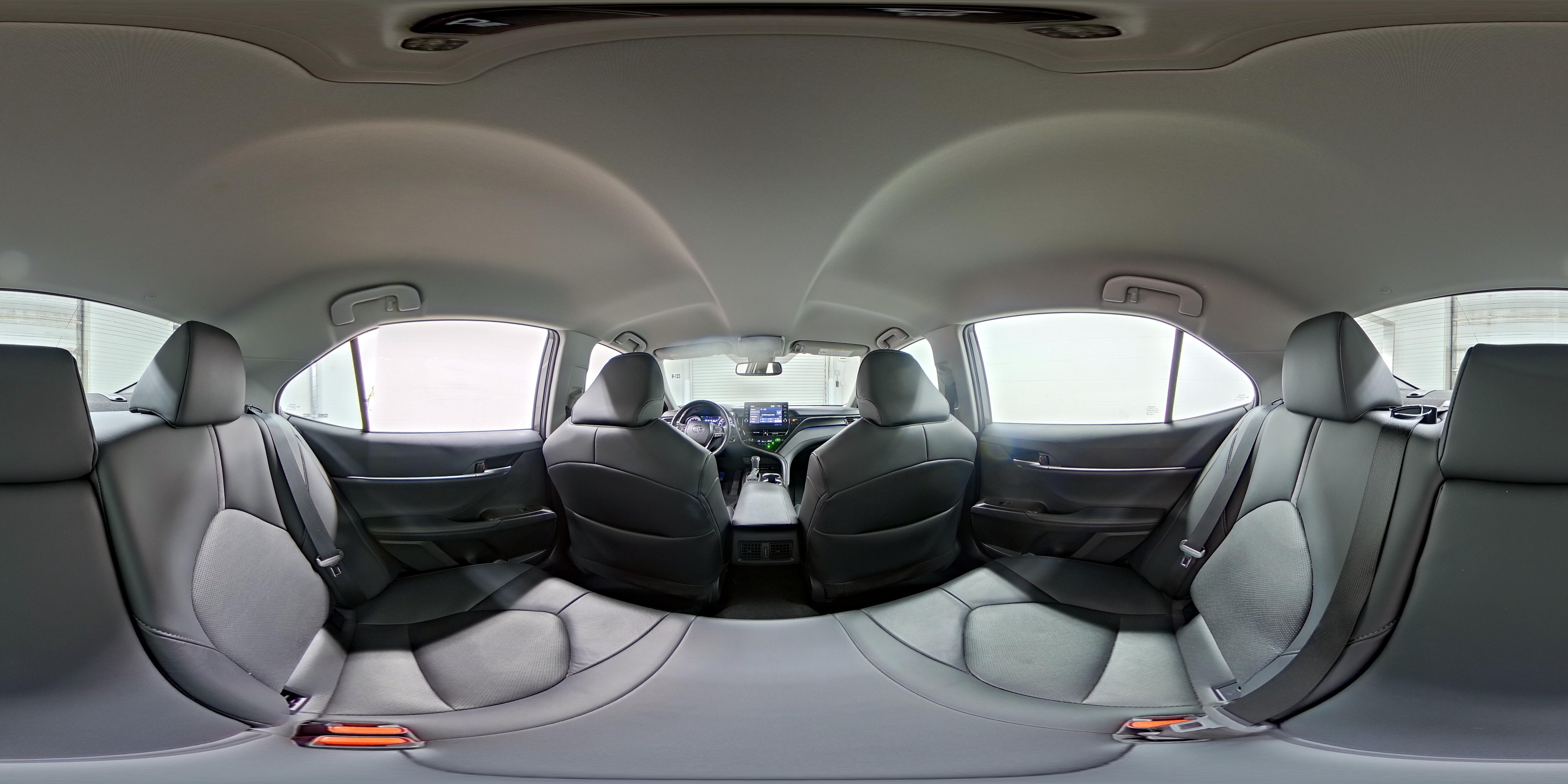 2024 Toyota Camry XLE - Photo 25