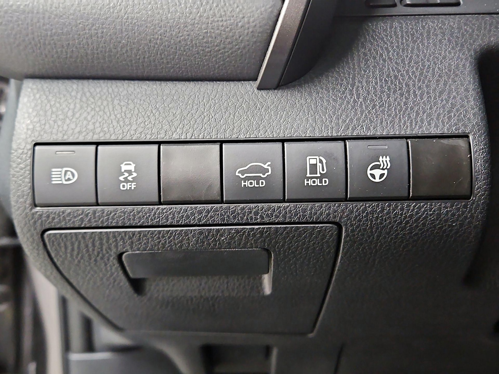 2024 Toyota Camry XLE - Photo 14