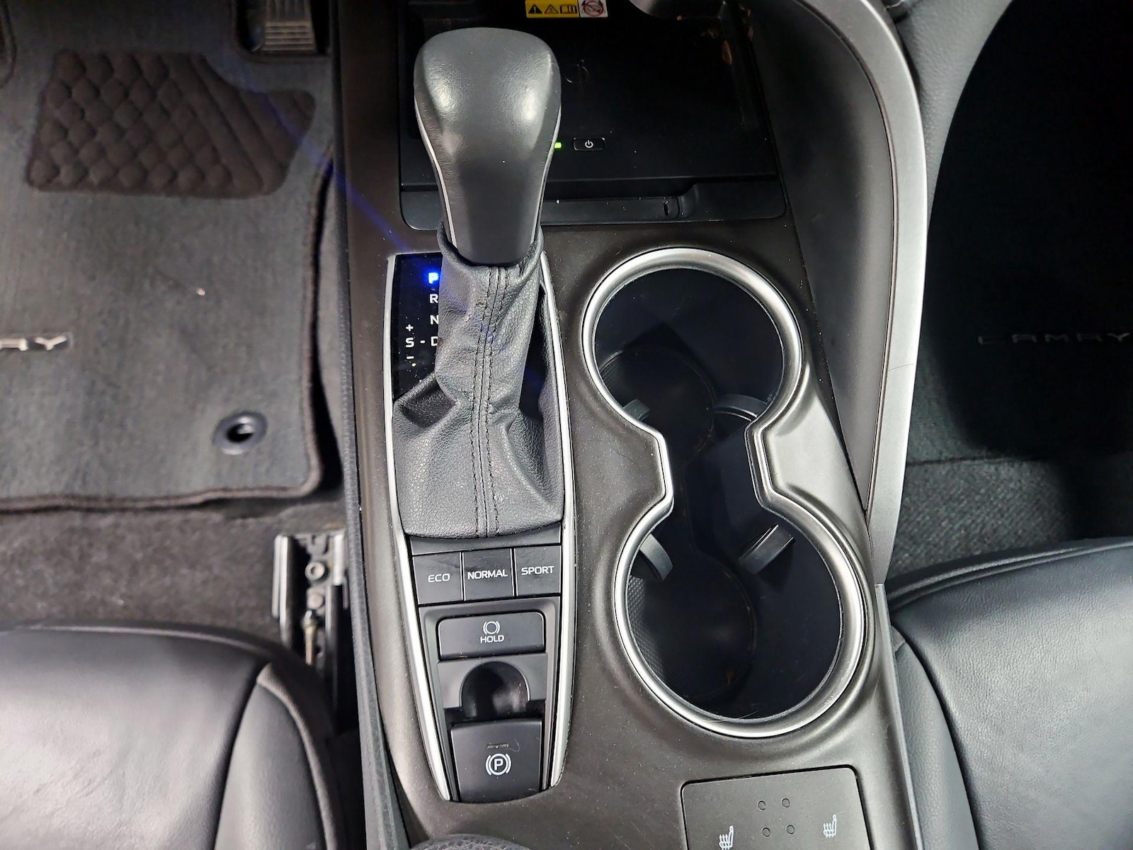 2024 Toyota Camry XLE - Photo 18