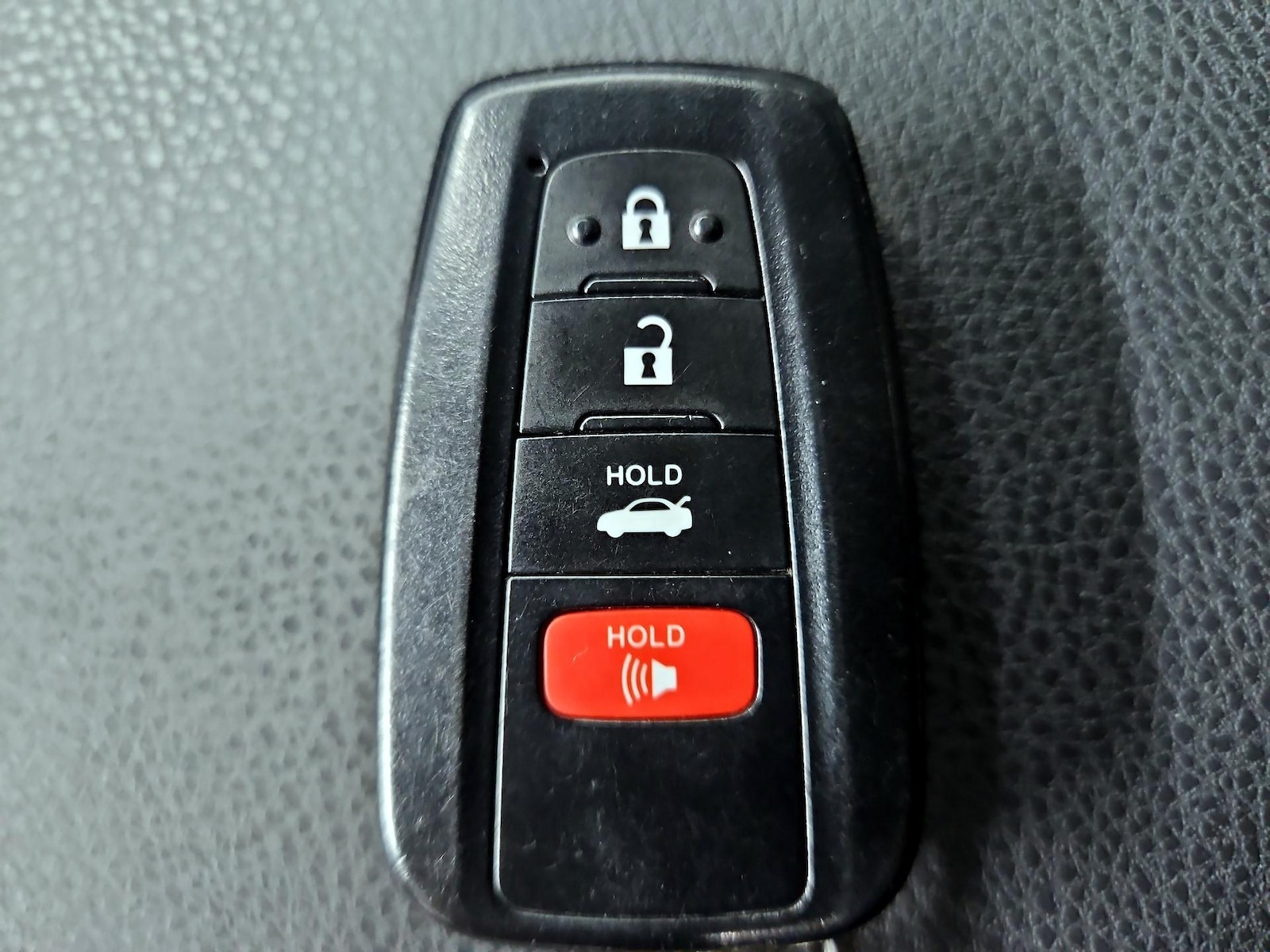 2024 Toyota Camry XLE - Photo 23