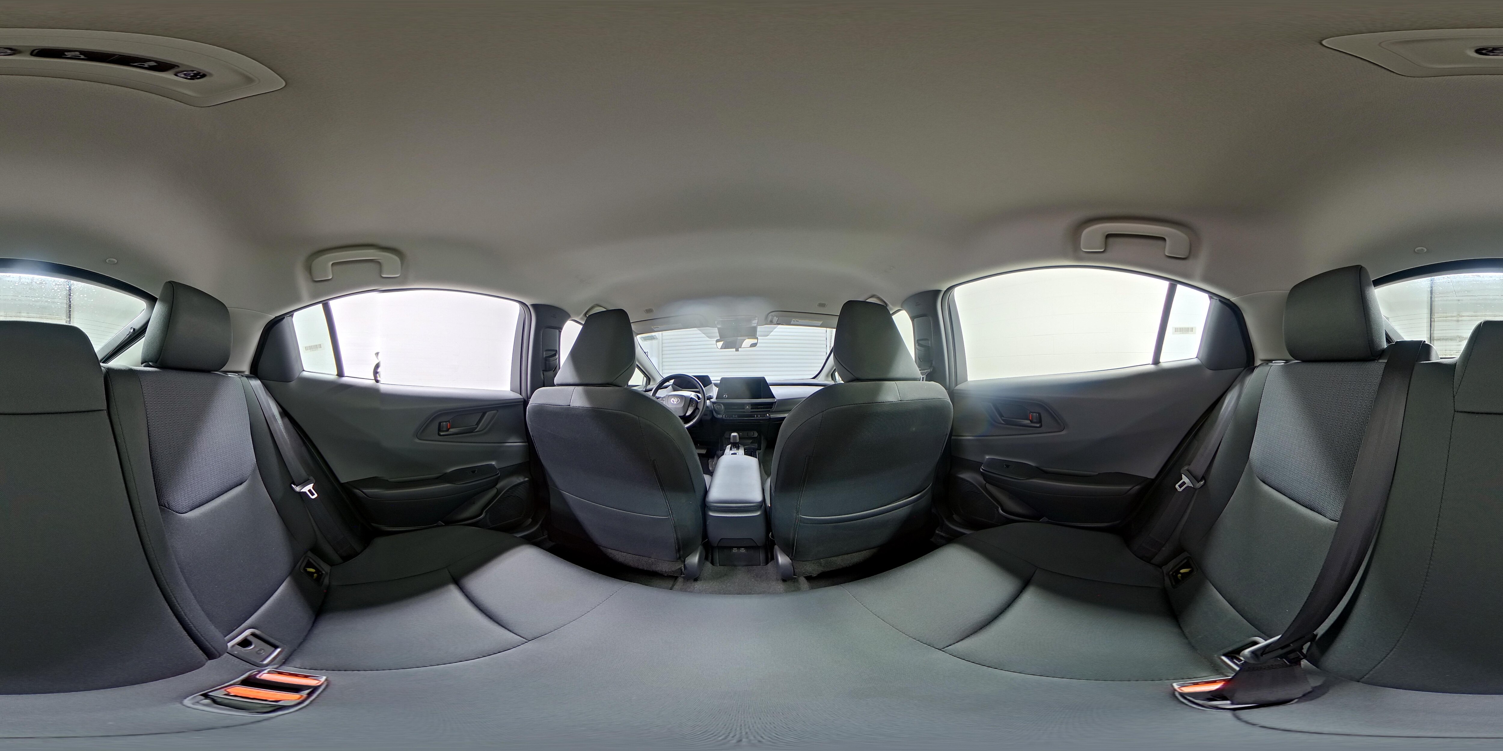 2025 Toyota Prius LE - Photo 25