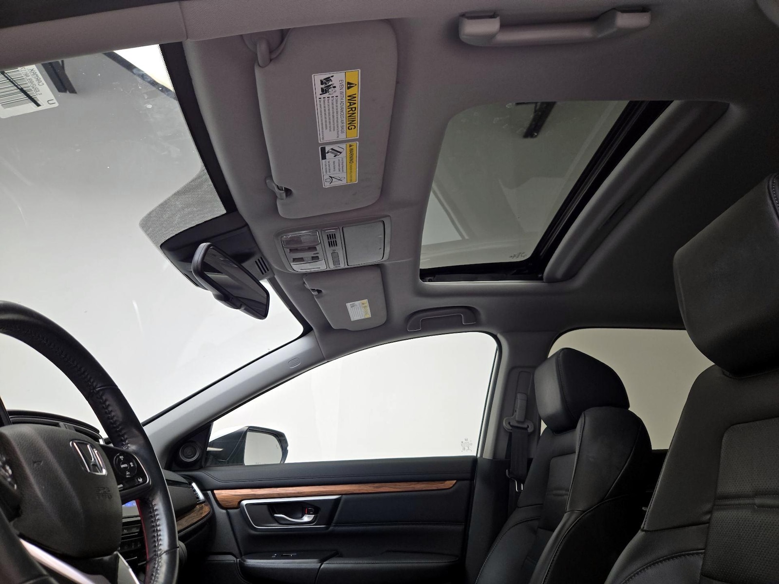 Sunroof(s) & Overhead Airbags