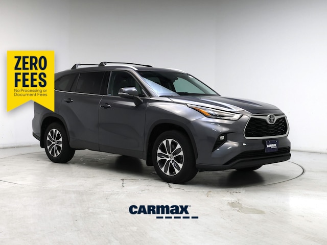 Gray 2022 Toyota Highlander SUV / Crossover All-Wheel Drive Automatic