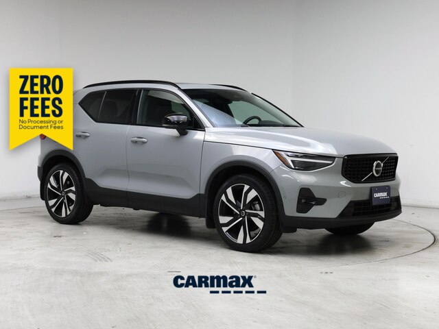 Gray 2024 Volvo XC40 SUV / Crossover All-Wheel Drive Automatic