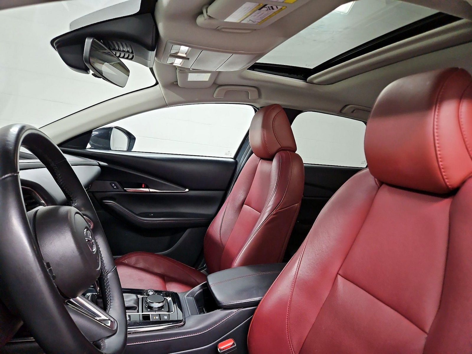 Sunroof(s) & Overhead Airbags