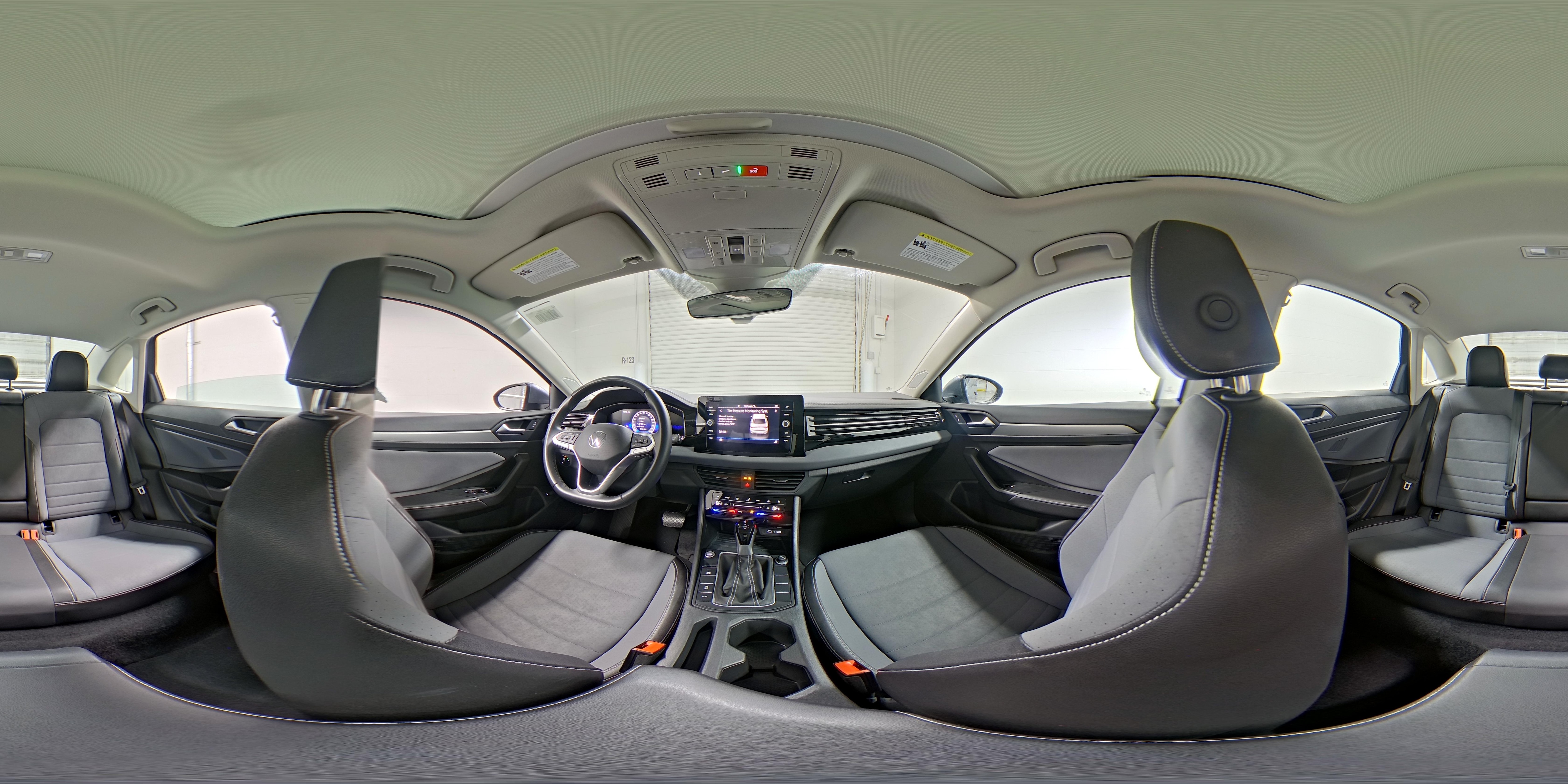 2025 Volkswagen Jetta SE - Photo 24