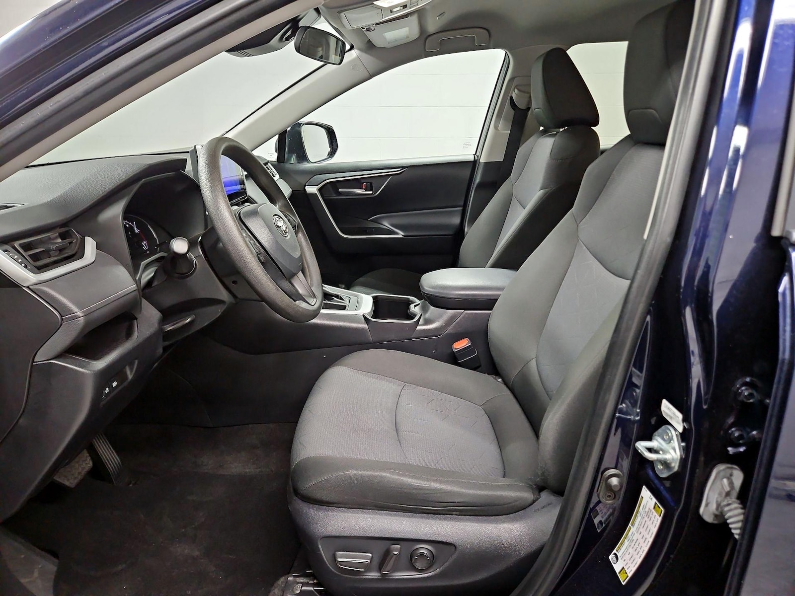 Power Seat(s) & Side Airbags