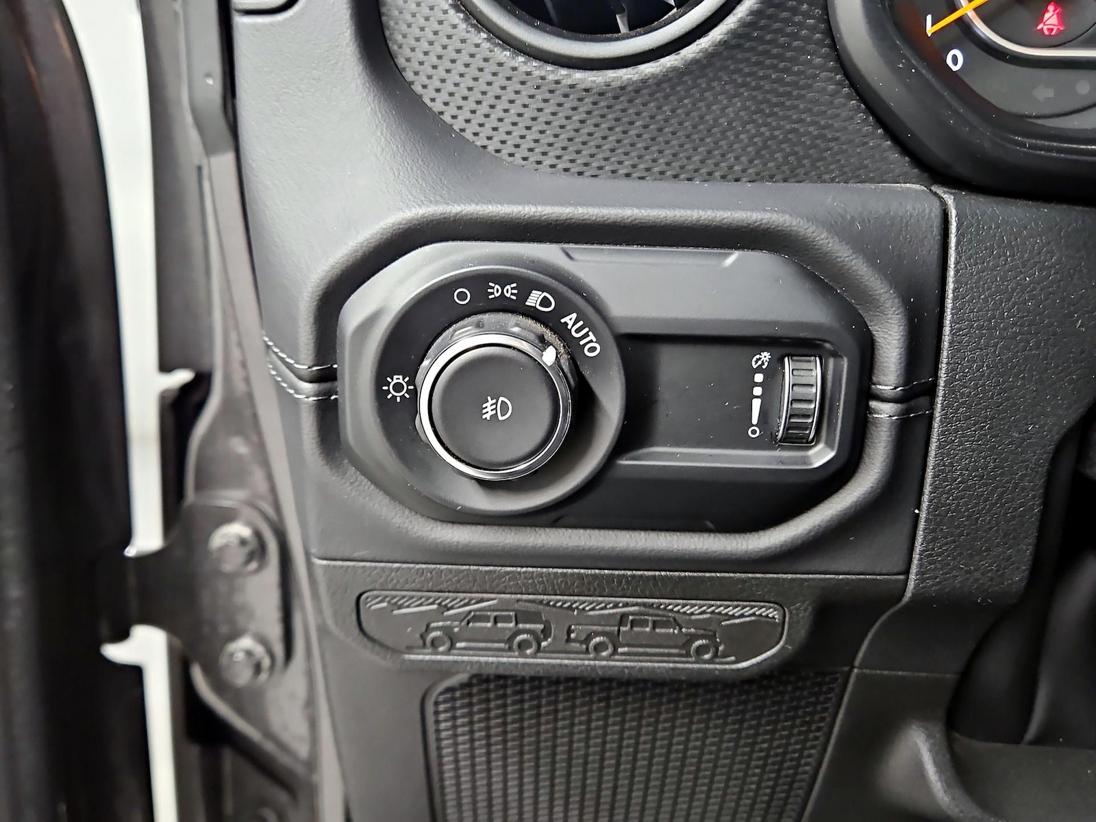 2025 Jeep Wrangler 4-Door Rubicon - Photo 14