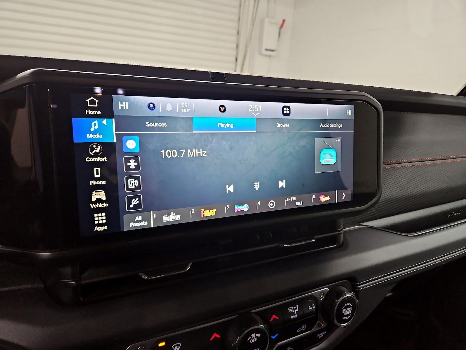2025 Jeep Wrangler 4-Door Rubicon - Photo 16