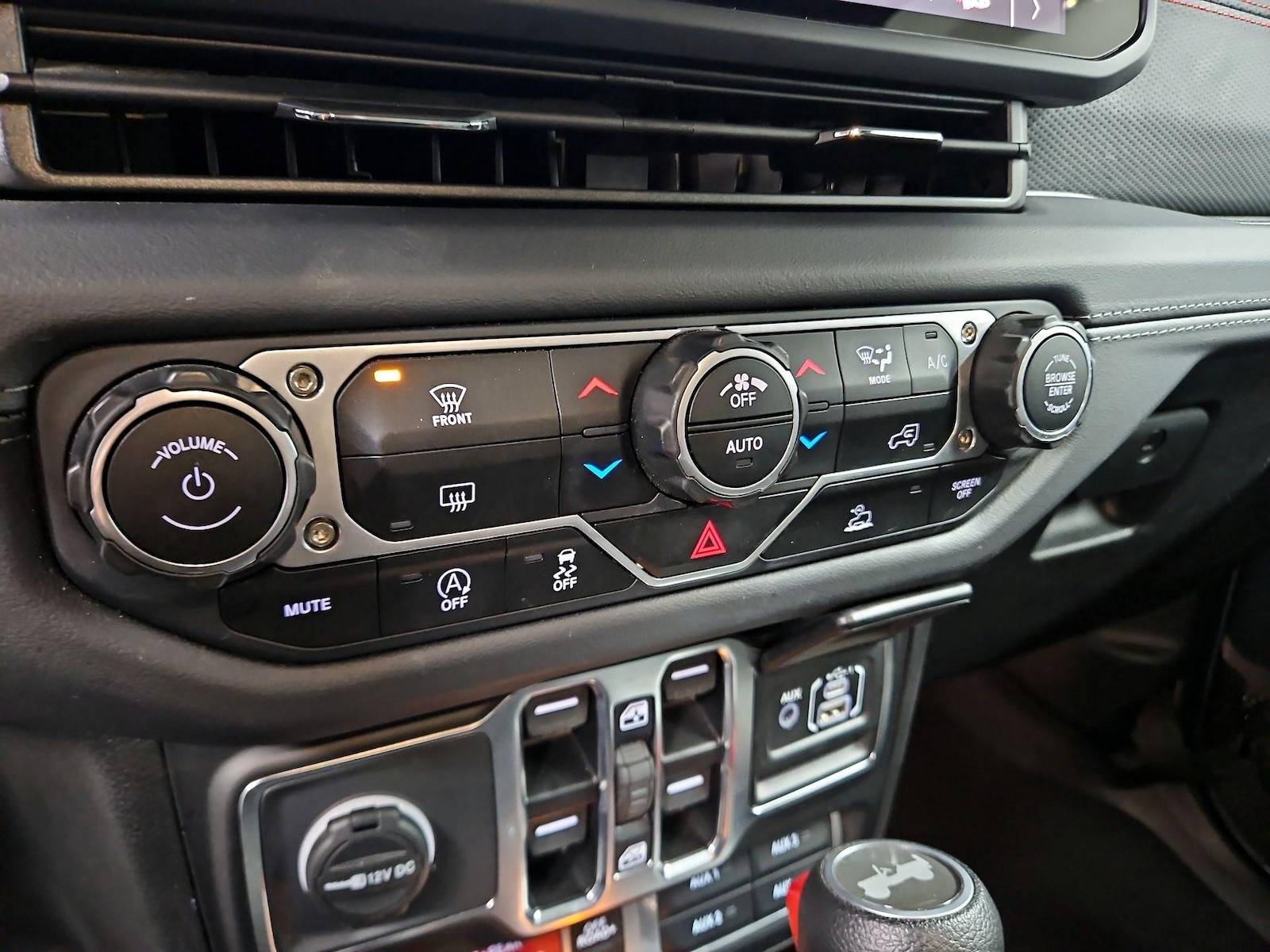 2025 Jeep Wrangler 4-Door Rubicon - Photo 17