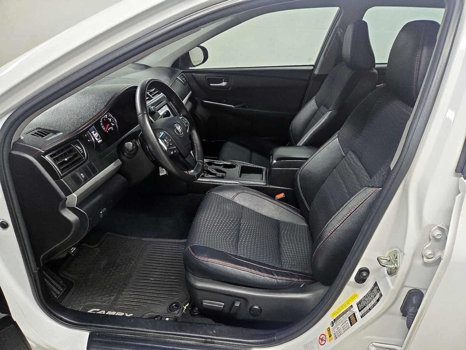 Power Seat(s) & Side Airbags