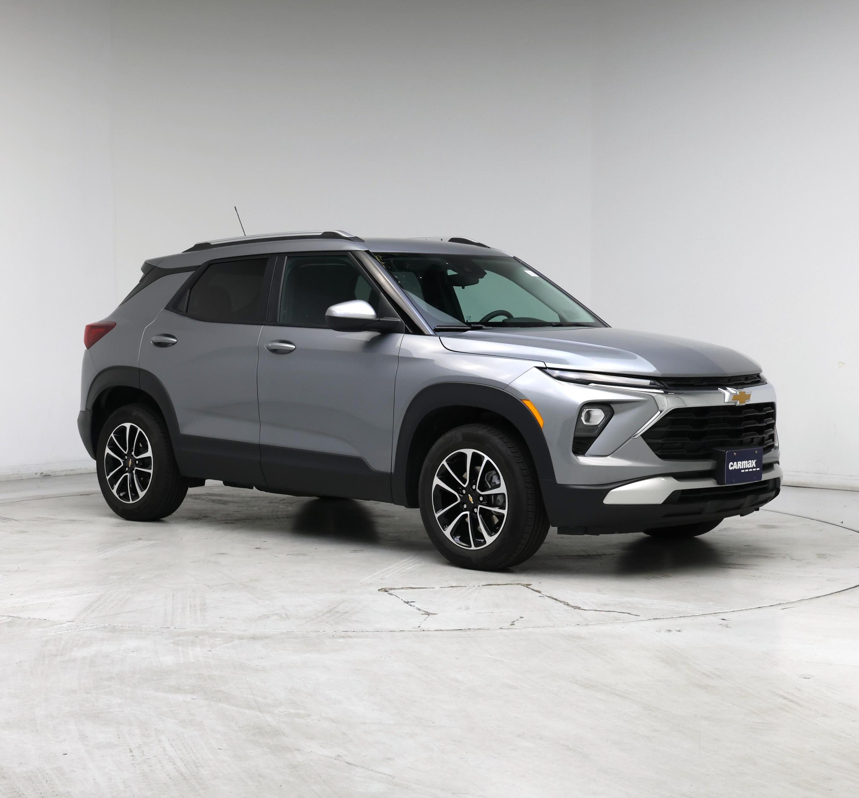 Gray 2025 Chevrolet Trailblazer SUV / Crossover Four-Wheel Drive Automatic