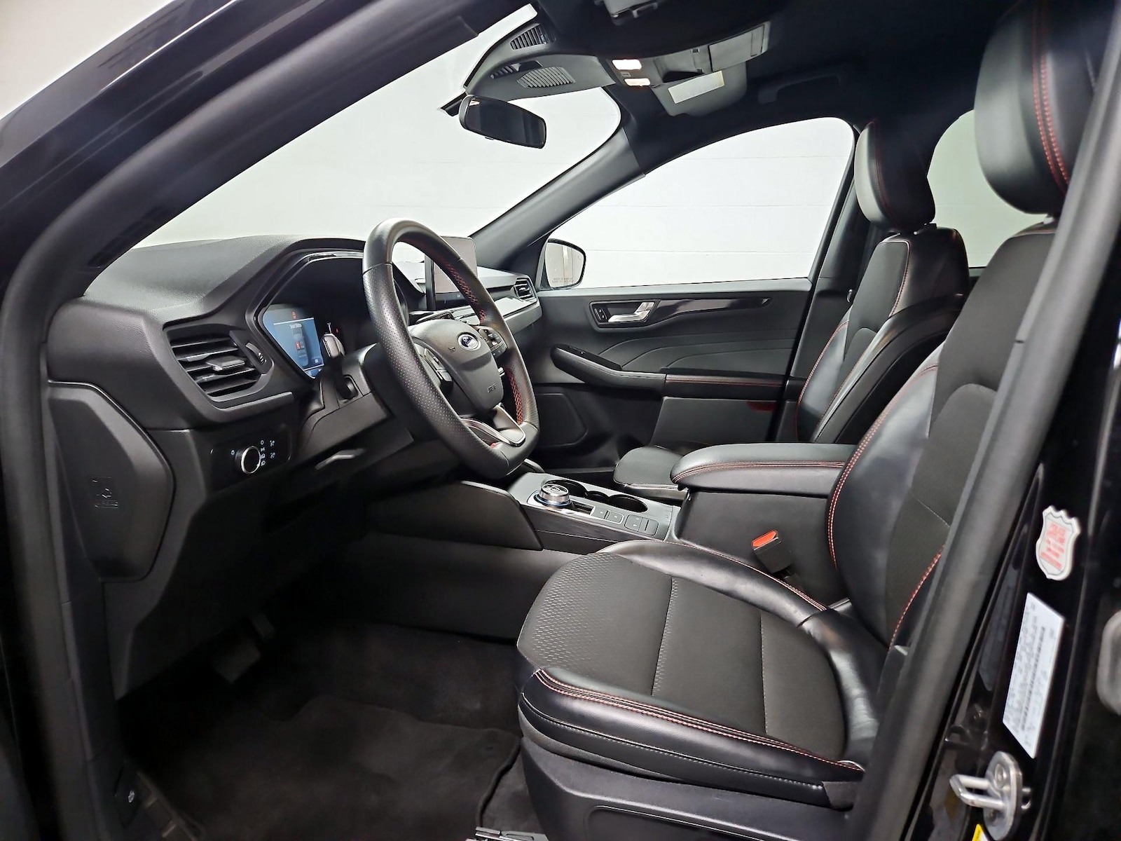 Power Seat(s) & Side Airbags