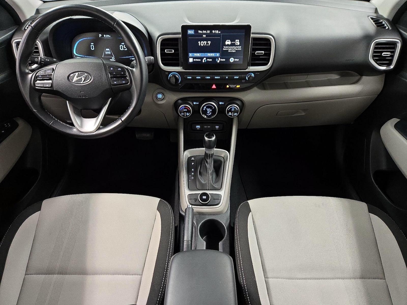 Apple CarPlay® & Android Auto™
