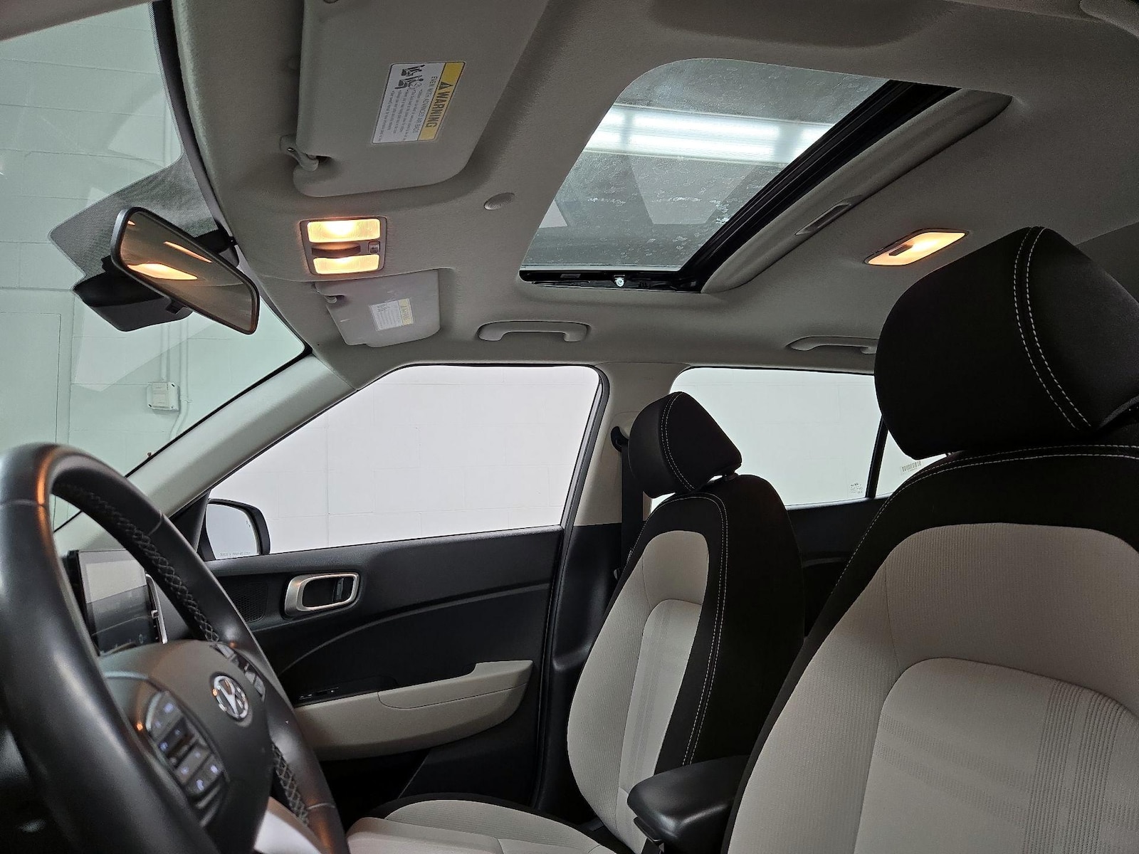 Sunroof(s) & Overhead Airbags