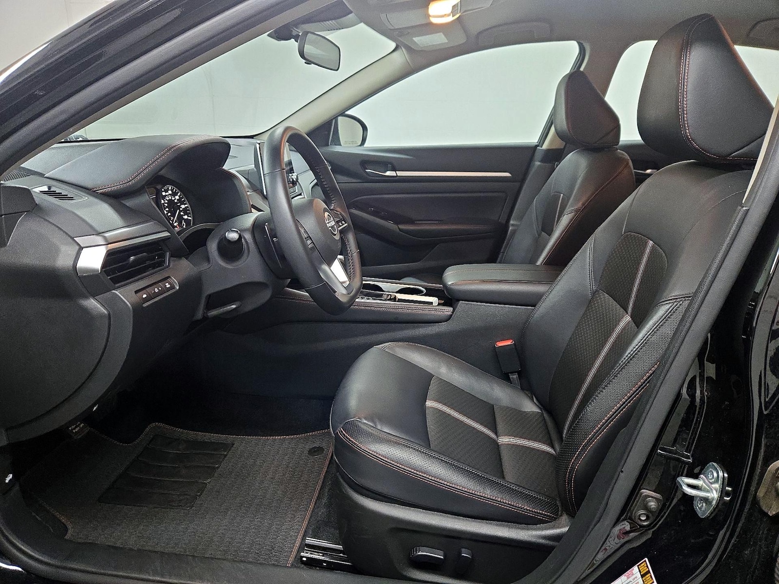 Power Seat(s) & Side Airbags