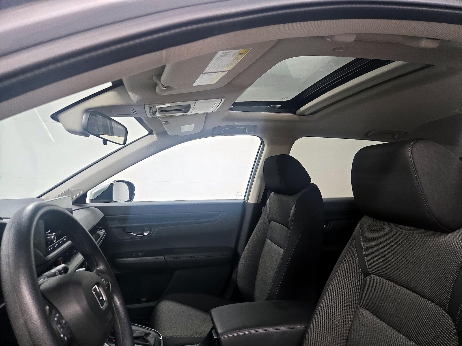 Sunroof(s) & Overhead Airbags