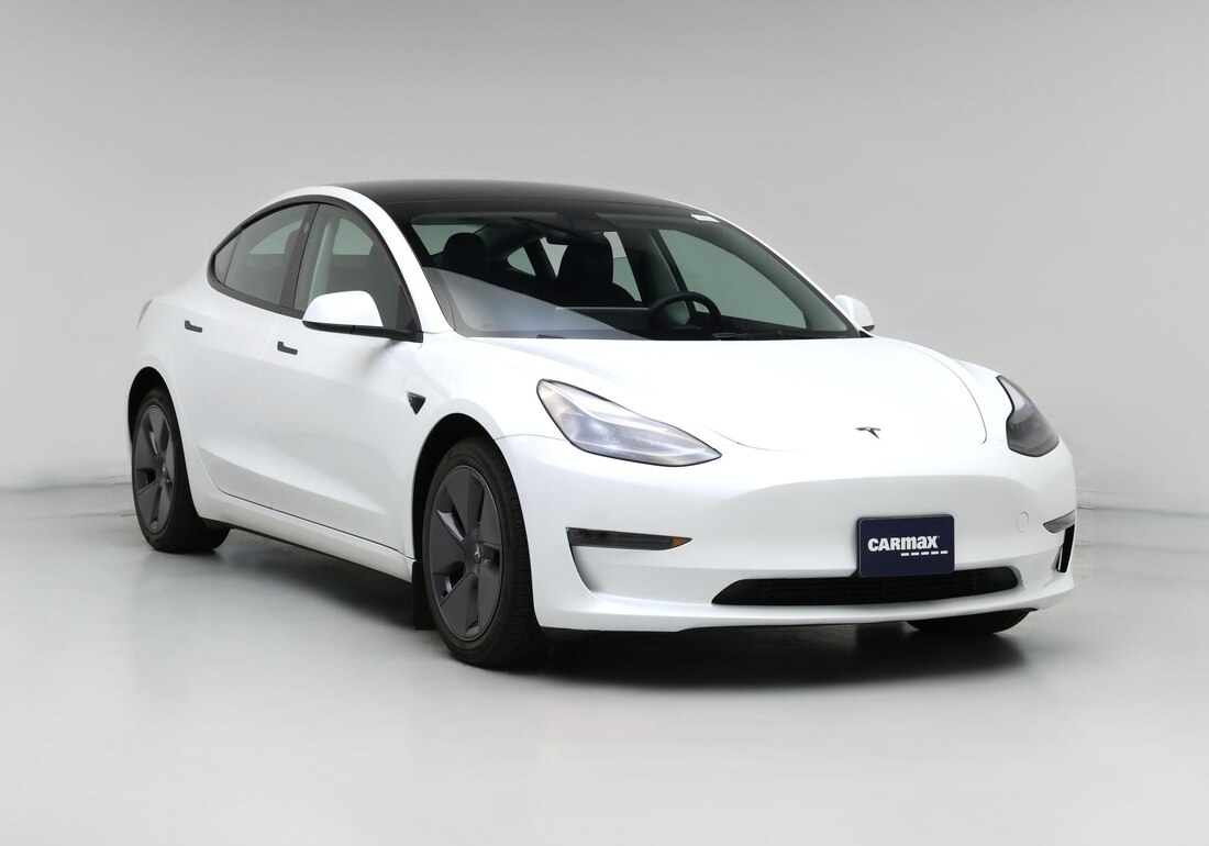 2023 Tesla Model 3 Rear-Wheel Drive in White — CarMax photo