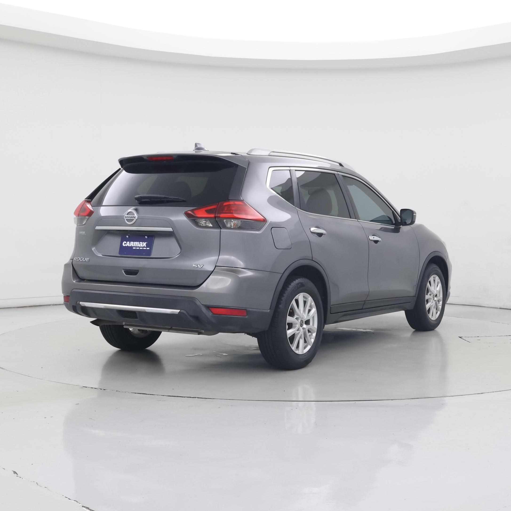 Thumbnail: 2017 Nissan Rogue - 8