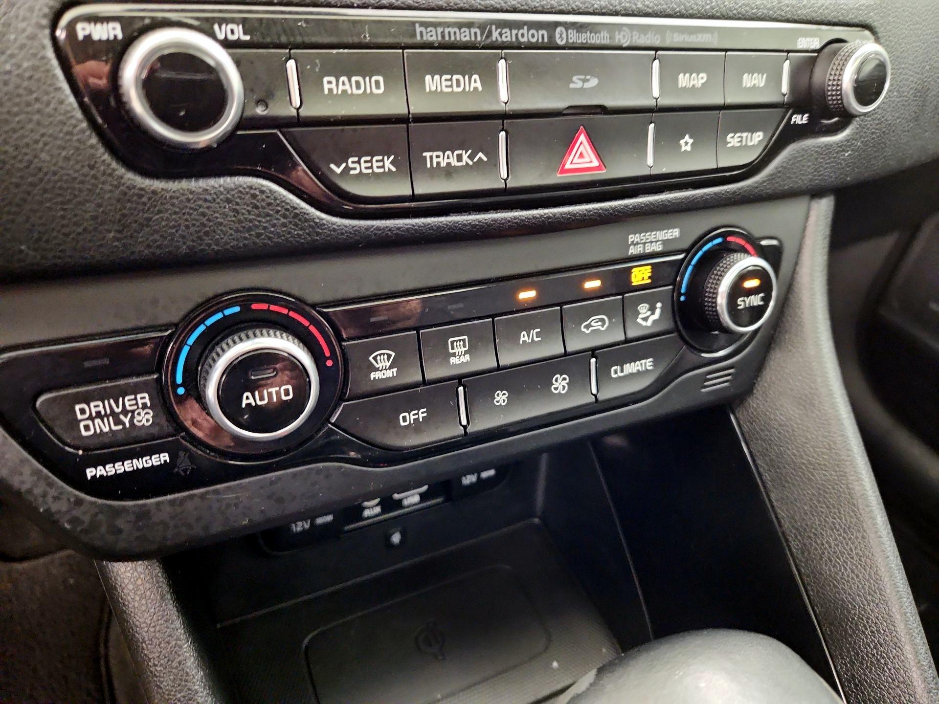 Thumbnail: 2019 Kia Niro - 17
