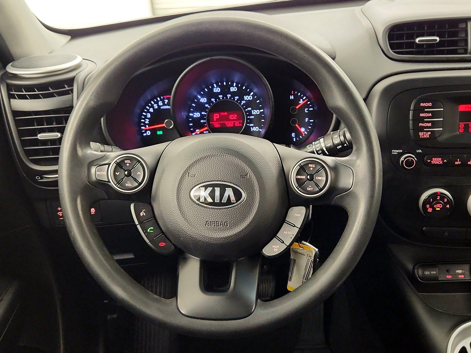 Thumbnail: 2015 Kia Soul - 10