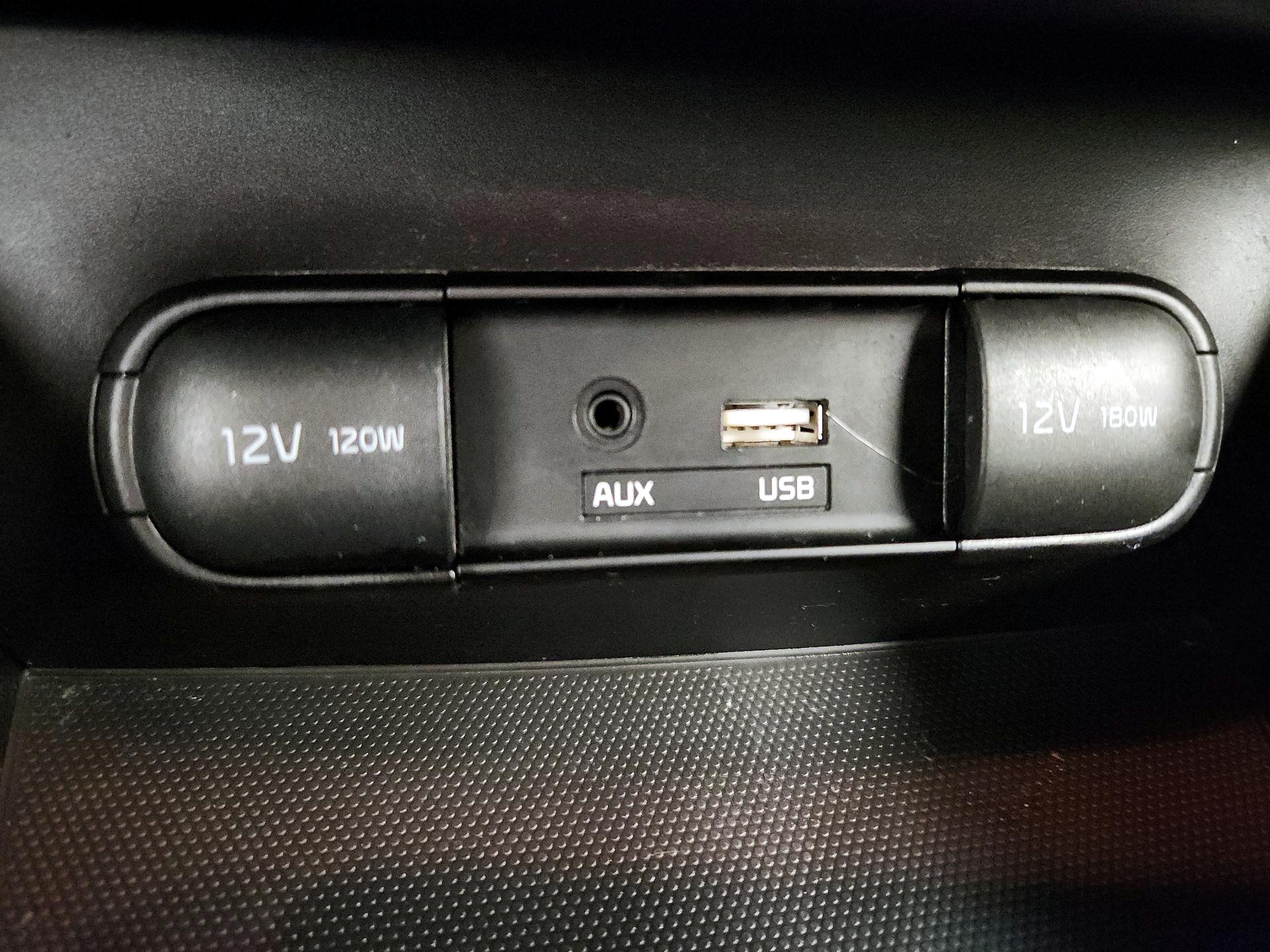Thumbnail: 2015 Kia Soul - 17