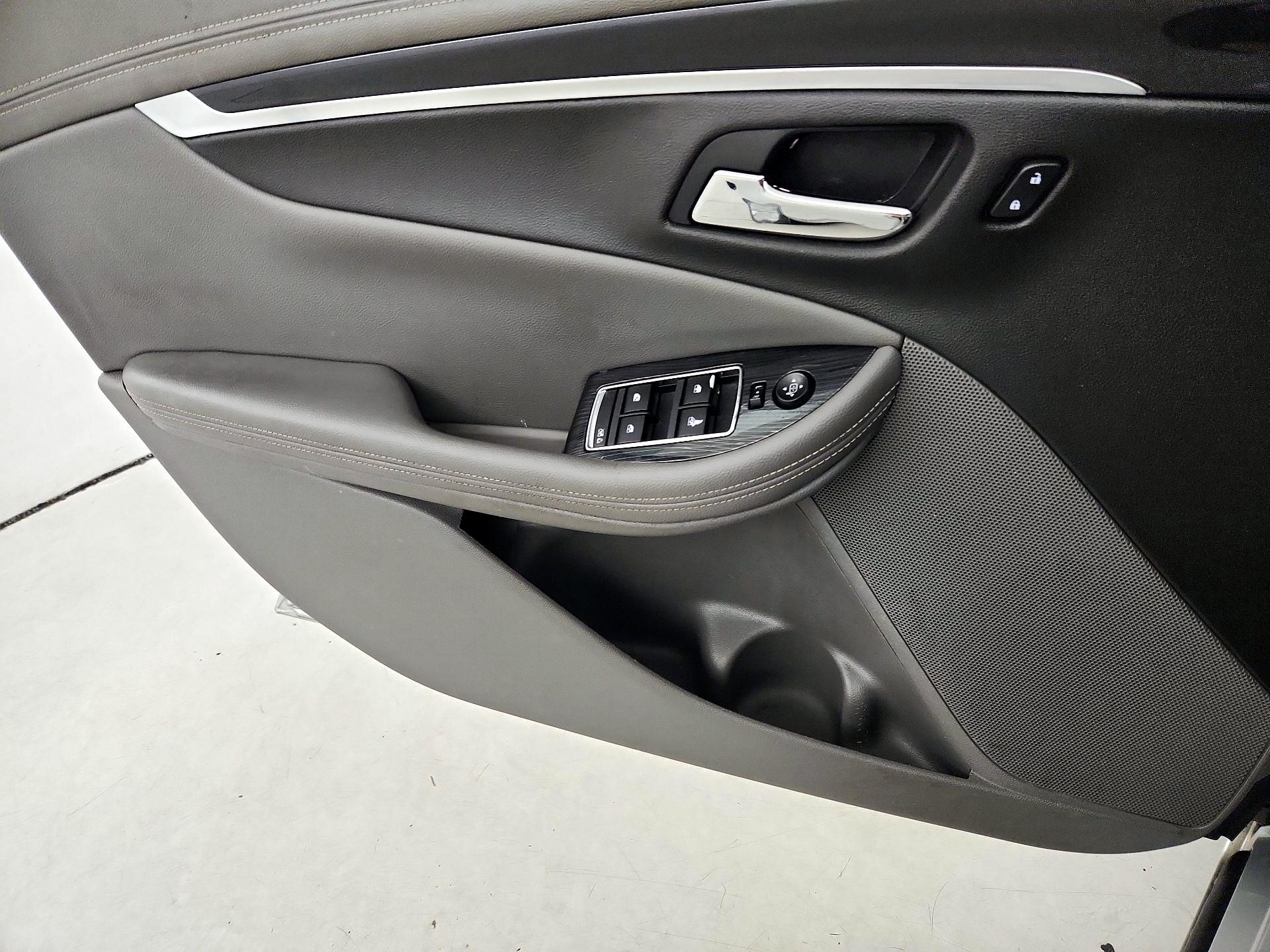 Thumbnail: 2019 Chevrolet Impala - 12