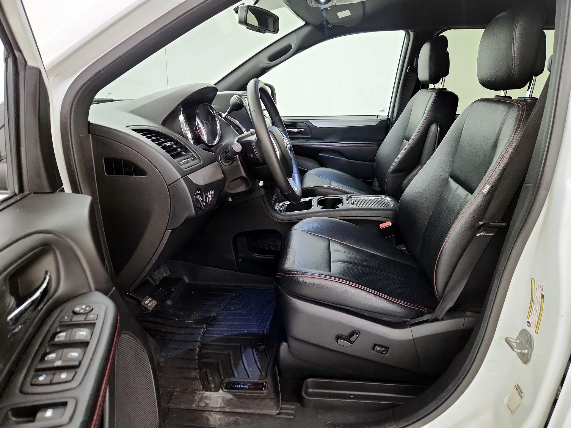 Thumbnail: 2018 Dodge Grand Caravan - 11